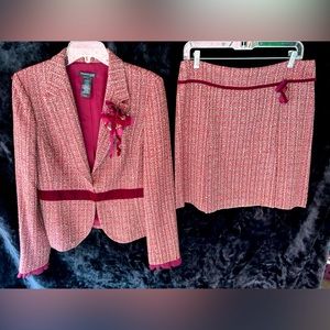 Kenneth Cole 2-Piece Set: Jacket and Skirt